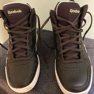 WOMENS HIGH TOP REEBOK SHOES